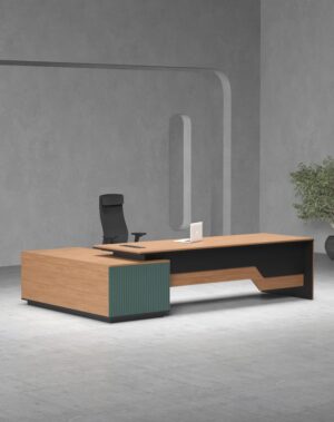 Lync Executive Desk (Black Leg)